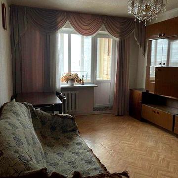 Здаеться 2 кім квартира вул Антипова 2/10