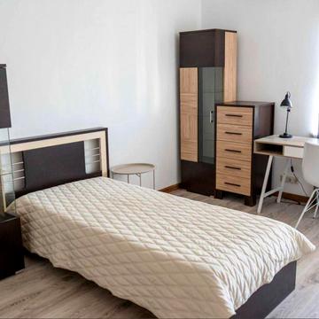 Аренда квартиры центр Киева, Гончара Олеся, бомбосховище, 4 к, безнал