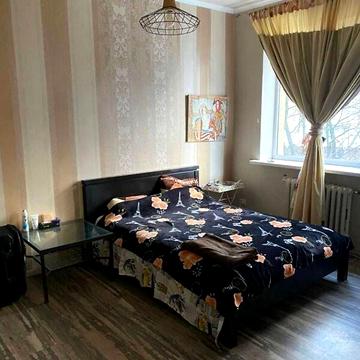 Довгострокова оренда 2к Квартира Старокозацька (Комсомольська) вулиця