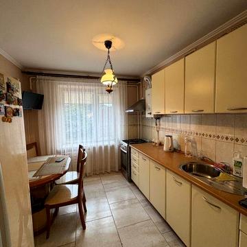 Оренда 3 кімнатної квартири по вул Чекаліна