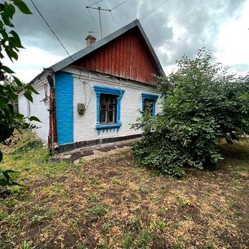 Будинок с. Вільне (Червоний Шахтар)