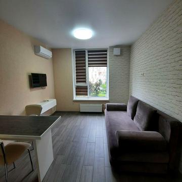 Регенераторна вул., 21