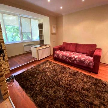 Оренда 1-к квартири на вул. Кирилівська