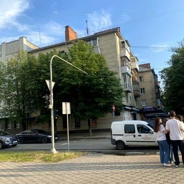 Здається квартира з 01.04.2026