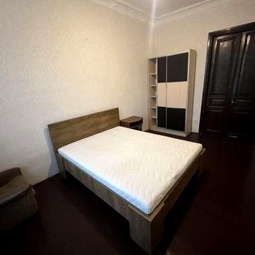 Сдам 2х разд.7300 р-н Нового рынка  (СВЕТ  ВСЕГДА )