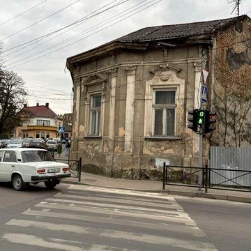 Продам 2 кімнатну квартиру в історичному центрі міста