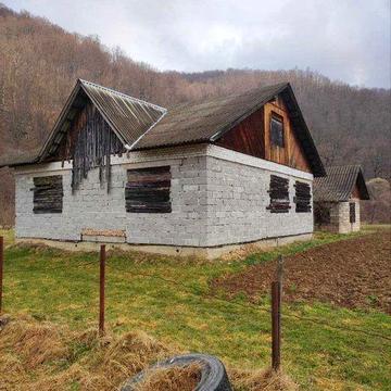 Продам незавершений будинок