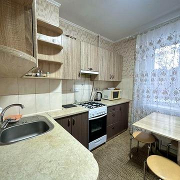 Сади гариний ремонт вільна з 4 квітня