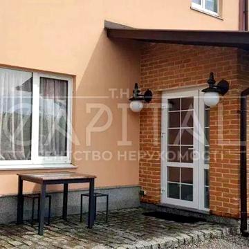 Сучасний таунхаус з каміном і мансардою, Гатне, 123 м²