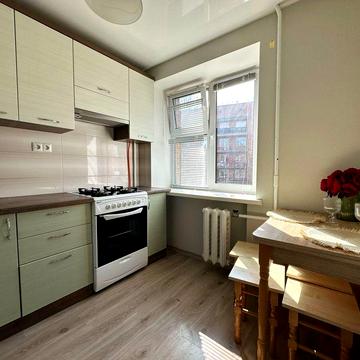 Продаж 1к квартири з ремонтом