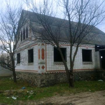 Продам  недобудований будинок +земельна ділянка