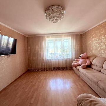 Продаж гарної 3к квартири з Автономним опаленням.