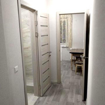 Богдана Хмельницького просп. (Героїв Сталінграда), 2-А