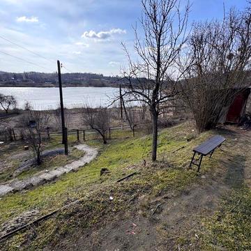 Будинок біля ставка сСунки