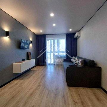 Продаж 1 кімн. квартири на Соцмісті з сучасним ремонтом та меблями .