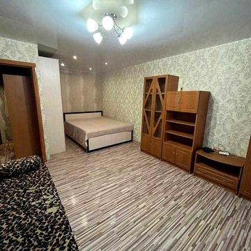 Продажа квартири біля метро, Харківський, Позняки, вул. Вербицького