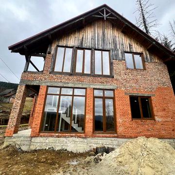 За 190 000$ продається будинок 140 м2 та 6 сотих Микуличин!