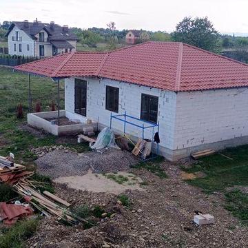 Продам власний  будинок.