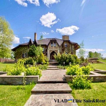 Козин. В.Дамба - 4 км. Закрите КМ. Будинок з виходом на Дніпро!