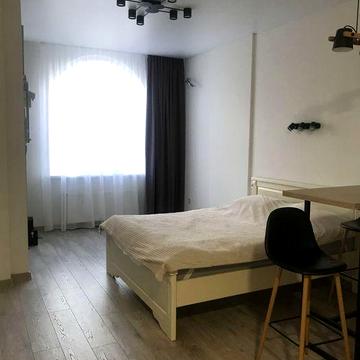 На 1- 2 месяца сдам от хозяина студия Дача Ковалевского