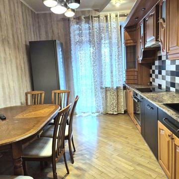 Оренда 2к.к-ри 97м2 Дмитрівська,46,Цирк,м.Університет