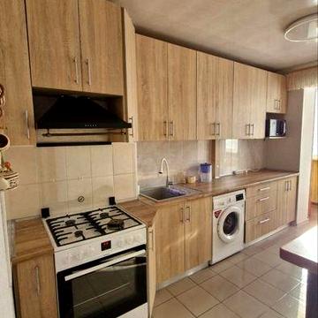 Сдам 3х.ком.квартиру на длительный срок.