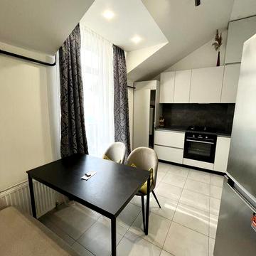 Парковка!Газ!Сдам на долгосрочно  1 к. в клубном доме!Кухня-студия