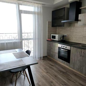 Здам свою 2- кімнатну квартиру на  вул Прохоровській 39 16/18