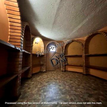 Продам ДОМ в Одессе. Цокольный этаж. Подвал. Сауна. Бассейн.