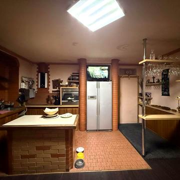 2 к/к с отдельным входом и двором