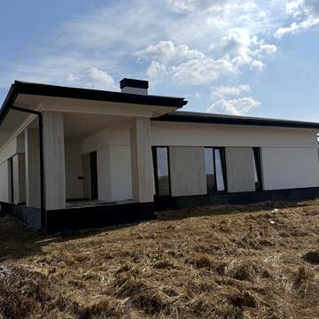 Продам будинок в р-ні Газовик.Масив Грін Хілз, можливий обмін.