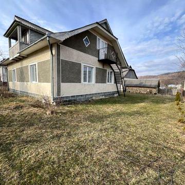 Оренда будинку в селі