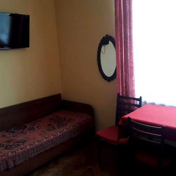 Довгострокова оренда 1 кімнатної квартири від власника (р-н Водоканал)