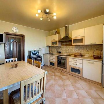 Оренда 3кімн 124м² Лук’янівка | метро 5 хв | 2 санвузли | Герцена