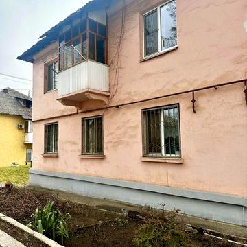 3-х сталінка Рокувата тепла, меблі