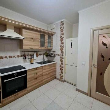 Продаж 2к квартири на Позняках, Урлівська вулиця, 23В