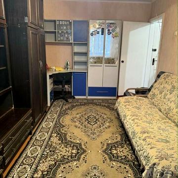 Продам 1-ну квартиру на Вовзальній