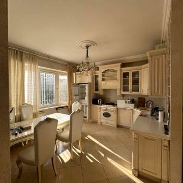 Сдам большой дом для семьи в Черноморке