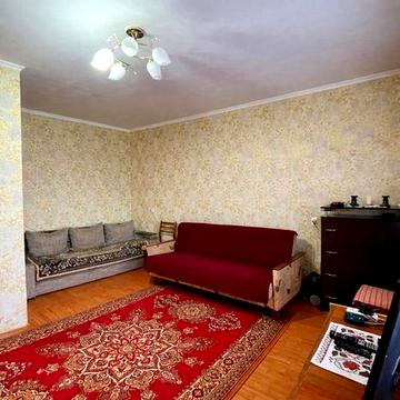 Продаж / Квартира / Заводська, Здолбунів