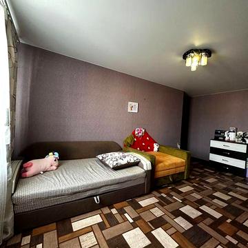 Большая комната в районе Вечернего рынка!Торг уместен!