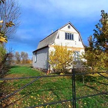 Продаж будинку. Прямий вихід до водойми