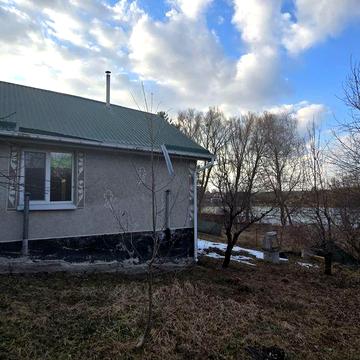 Продам будинок біля озера  Видрові доли