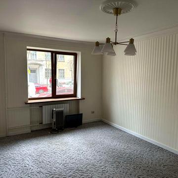 2х комнатная 1 ет.без% сломенский раён ул. Дениса Монастырского 4