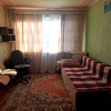 Сдам 1 ком. гостинку со своим с/у и мини кухней ( м.Индустриальное)