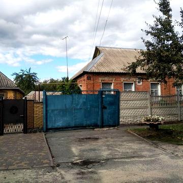 Продам 2/3 дома, 5 комнат