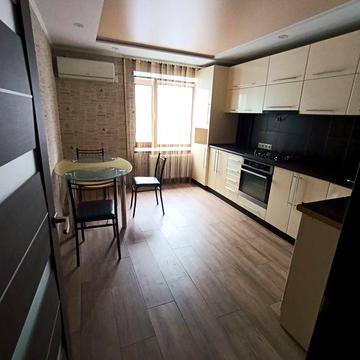 Продаю 3 ком.кв, раздельные комнаты, Проспект Героев Украинв