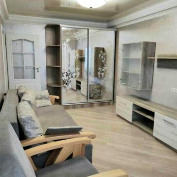 Аренда 2к, 2-кімнатна квартира, Центр, довгостроково, 10 хв до метро