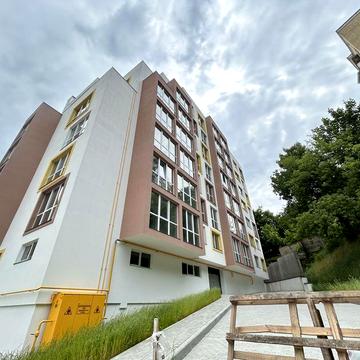 Продаж без комісії. 2 кім вул. Очеретяна /Творча, 85000$