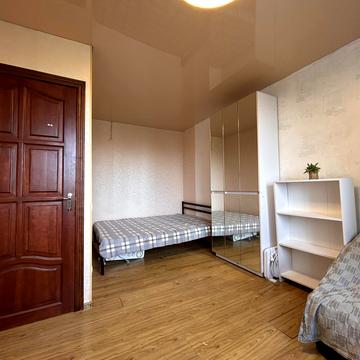 Михайла Котельникова вул., 80