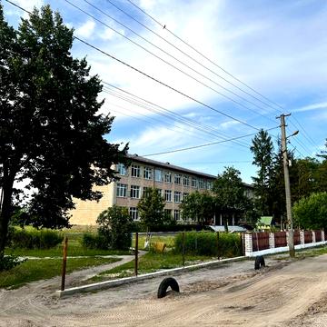 Двокімнатна квартира біля школи в с. Миляч